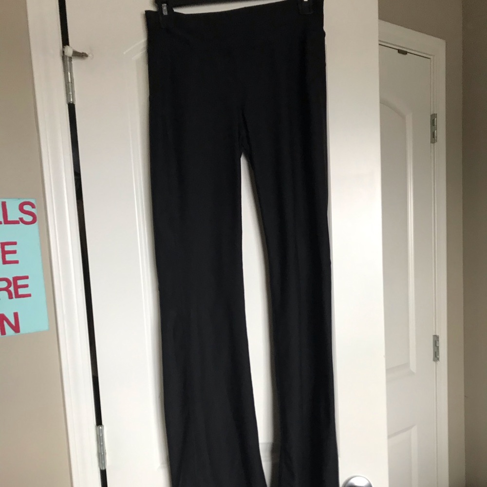 Boot cut yoga pants